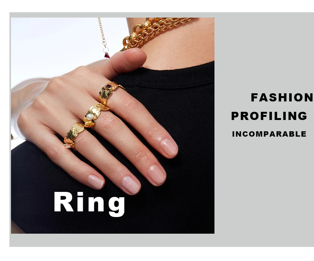 Emerald Serpent Ring