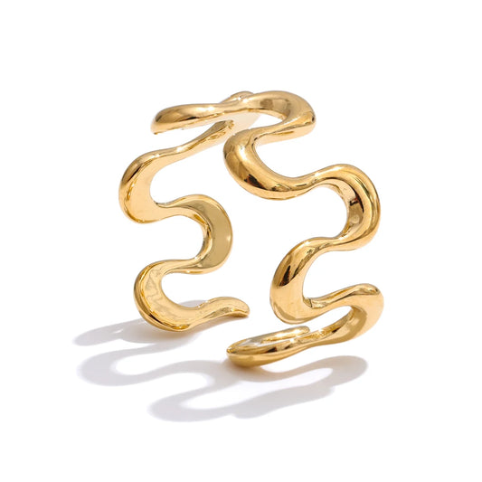 Motion Sculpted Ring