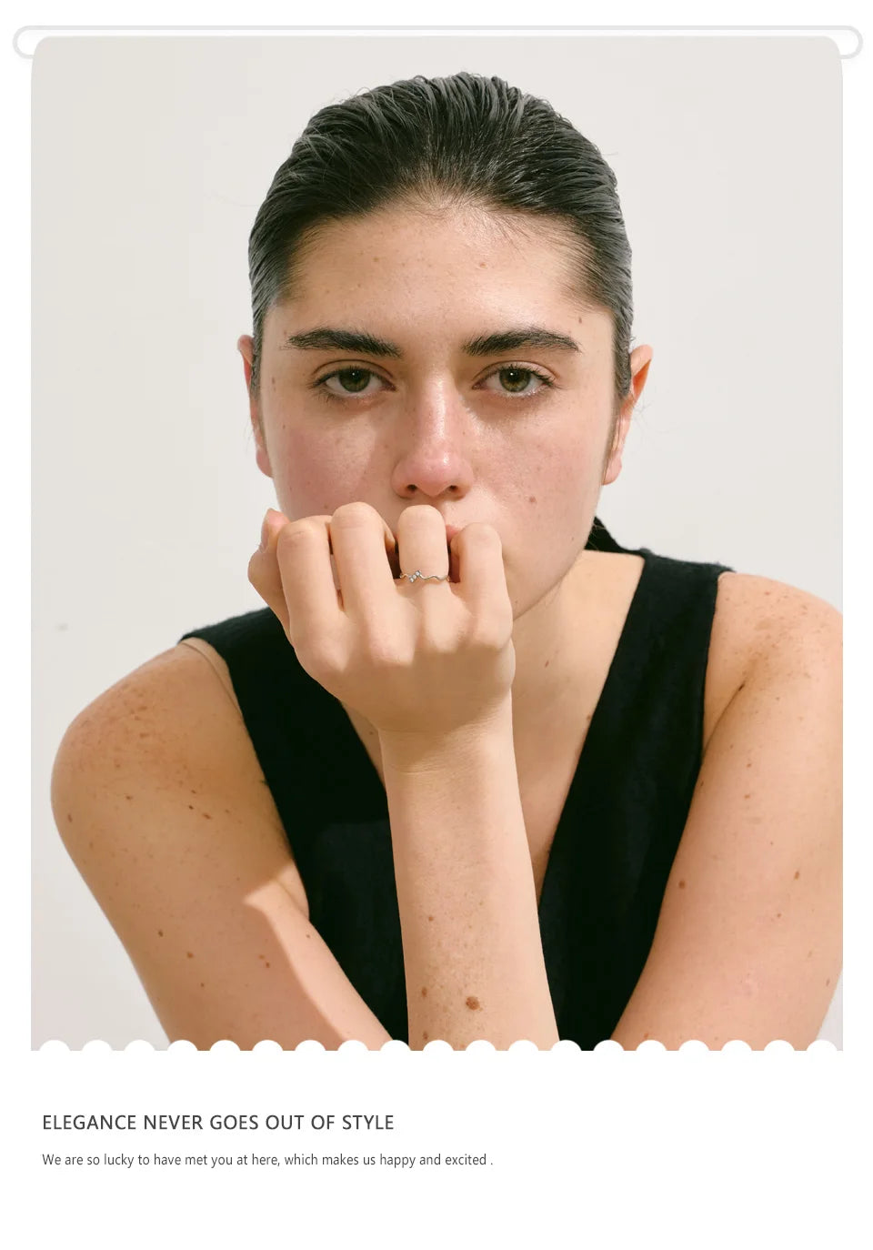 Minimal Silver Wave Ring