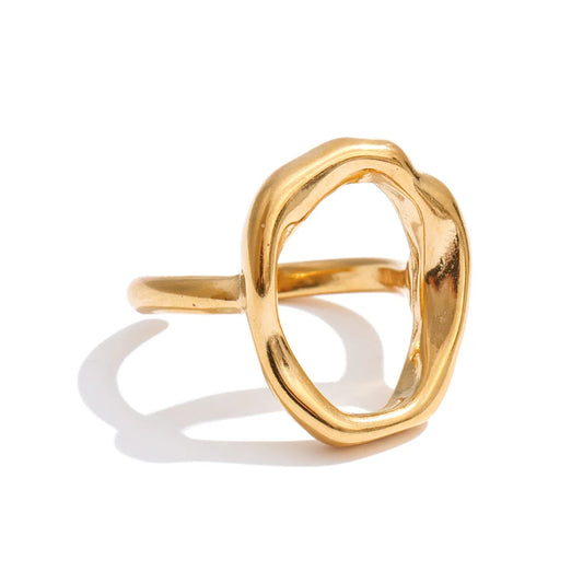 Sculptural Overlap Ring