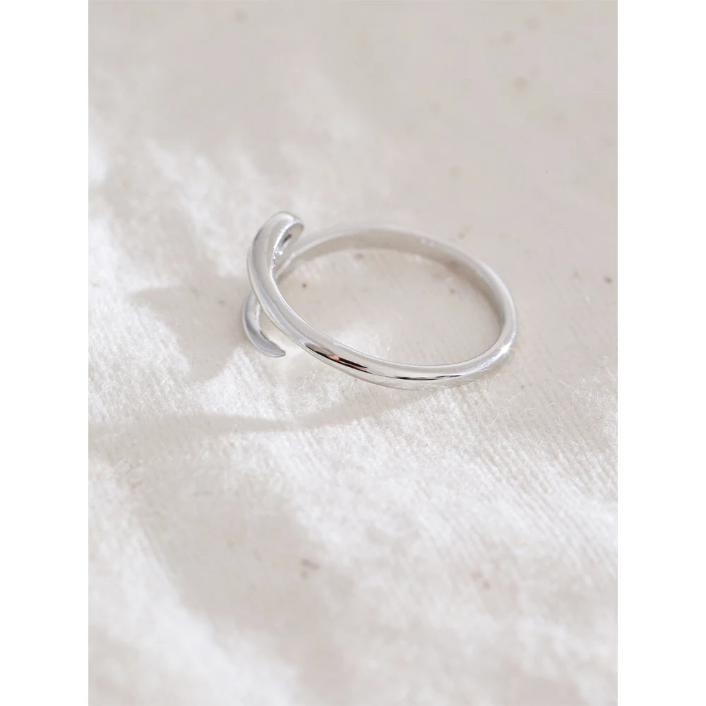 Swirl Crystal Ring