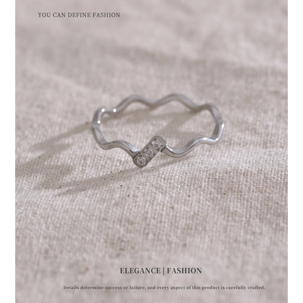 Minimal Silver Wave Ring