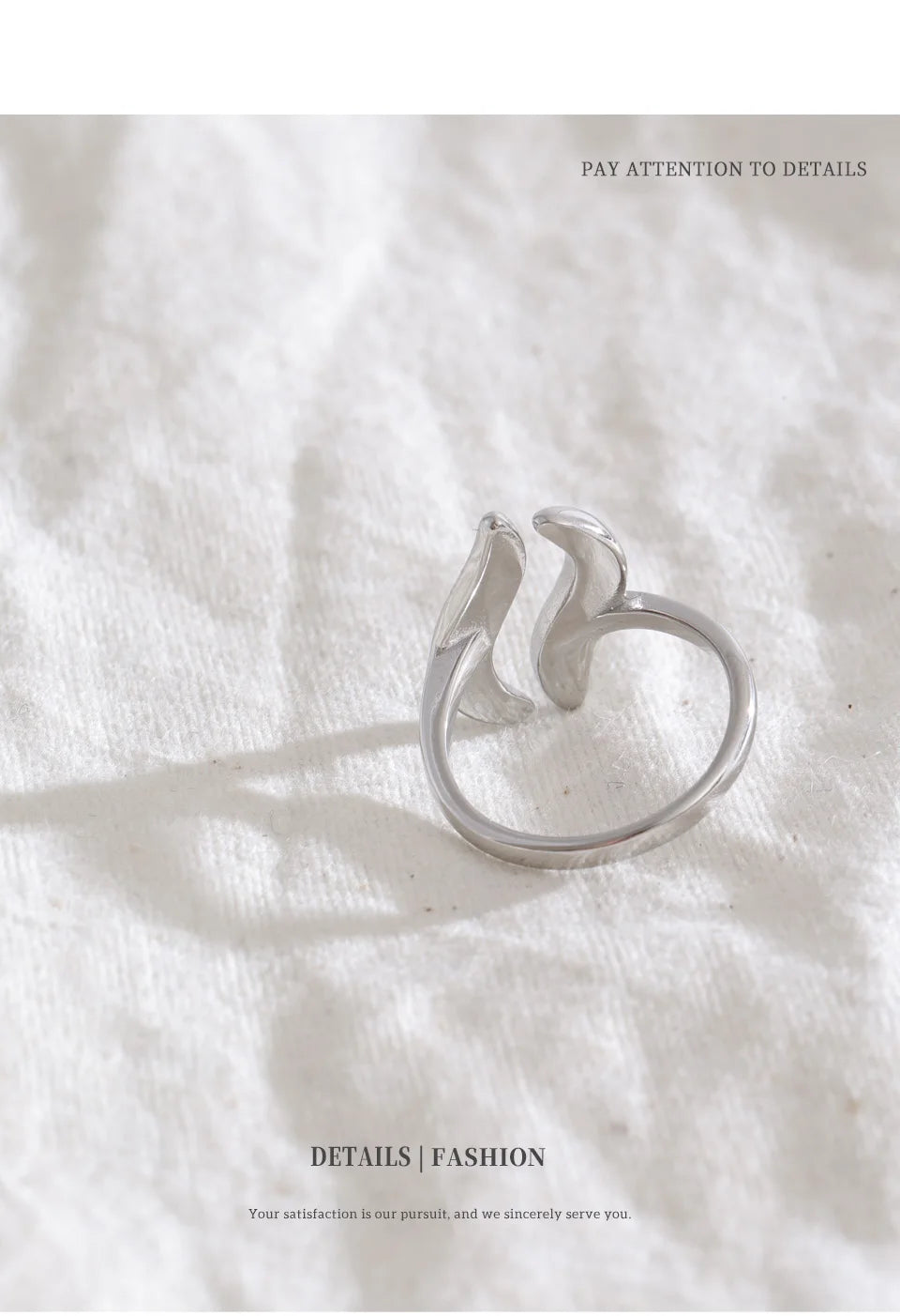 Fluid Wave Gold Ring