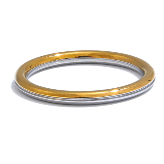 Classic Gold Band Ring