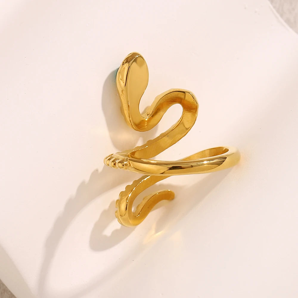 Emerald Serpent Ring