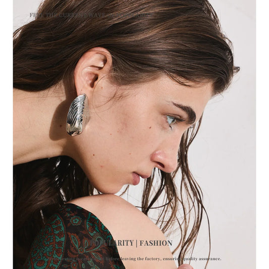 Shell Statement Studs