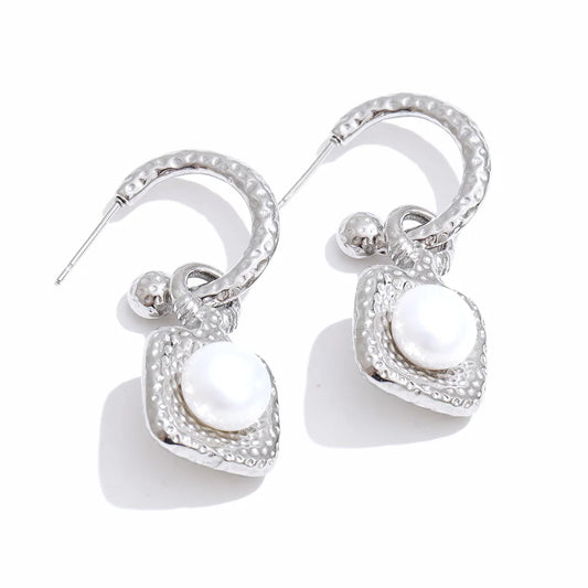 Vintage Frame Pearl Drops